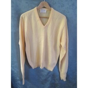 VTG 70's Lord Jeff "Jefflon" V Neck Sweater Size Large Dupont Orlon Yellow